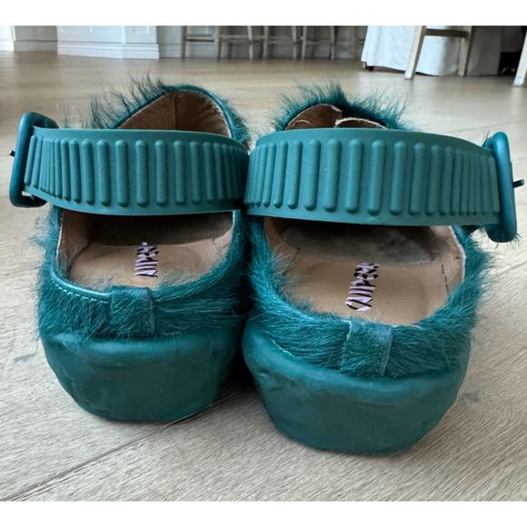 CamperLab Venga Mules Sz 38 Unisex Green Long Calf Hair Leather Clogs Slingbacks - Picture 4 of 15